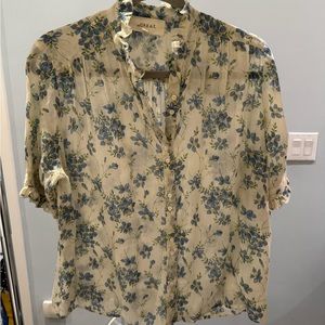 The GREAT floral button down top